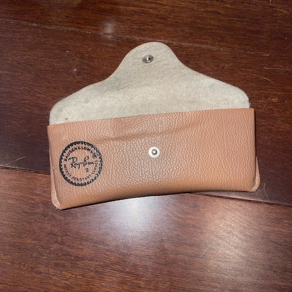 vintage 1980s Ray-Ban Gold Frame aviator Sunglasses - Picture 9 of 14